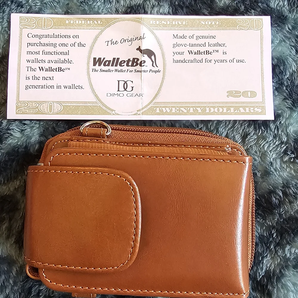 Leather WalletBe wallet with‎ two straps